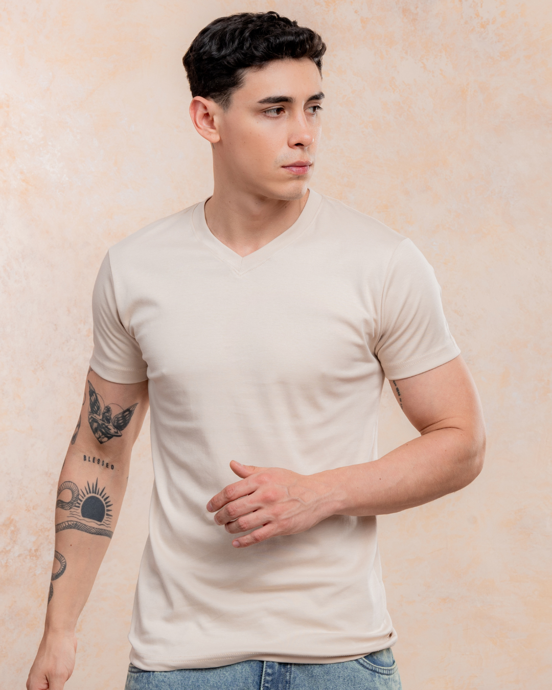 Polo Básico Cuello V – Algodón Pima