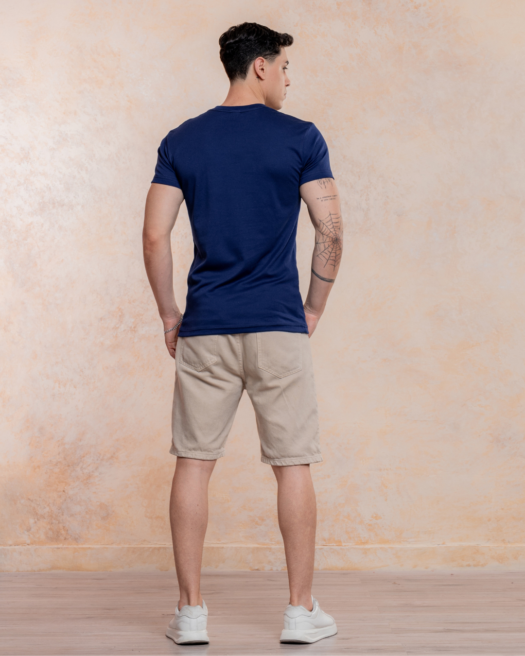 Polo Básico Cuello V – Algodón Pima
