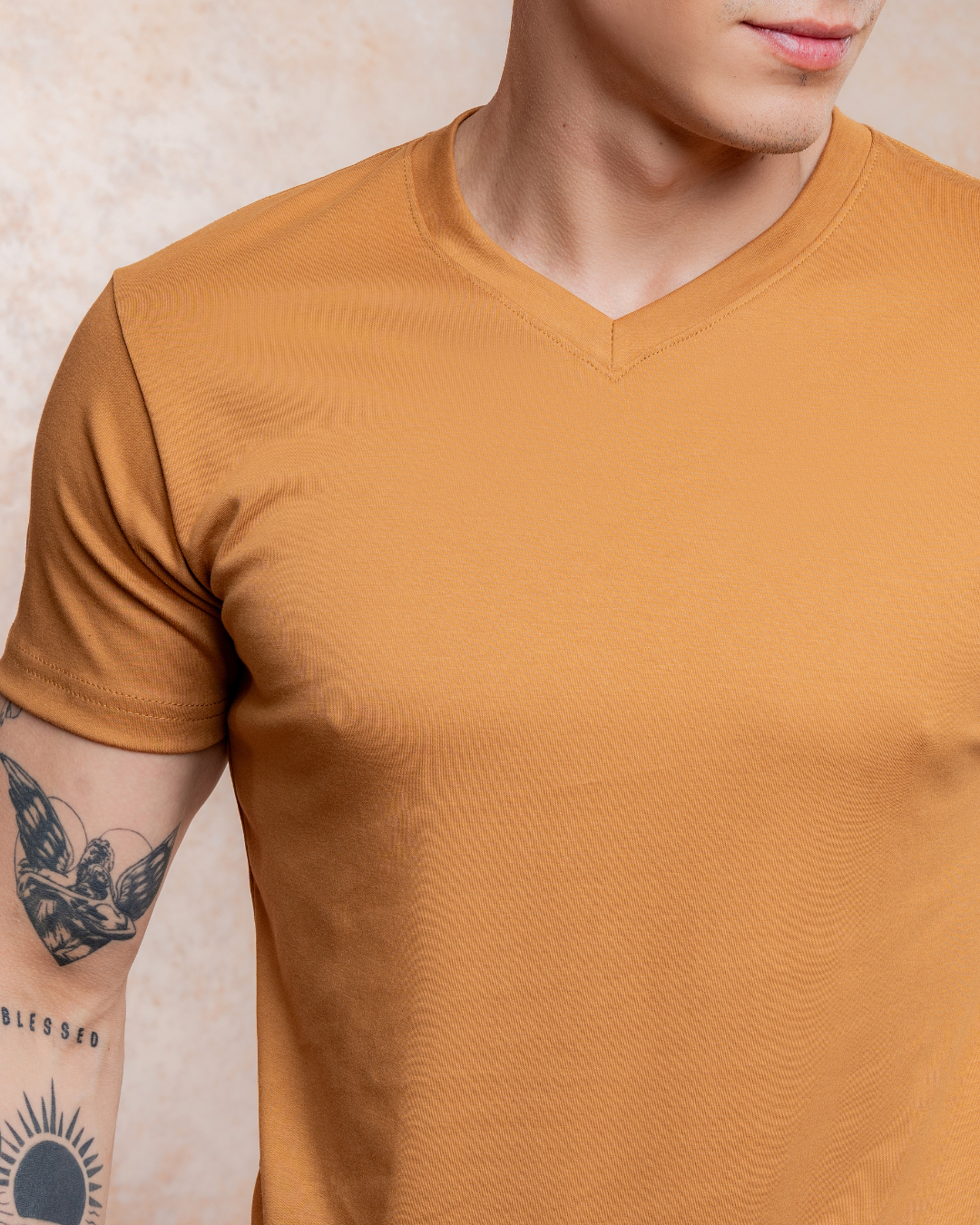Polo Básico Cuello V – Algodón Pima